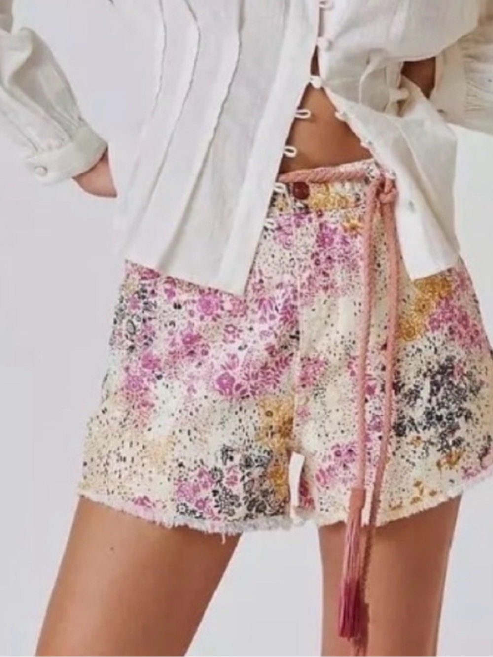 Anthropologie Pilcro Wome Small Floral Denim High Rise Scrunchie Cut-Off Shorts